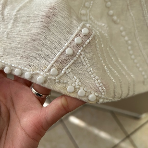 Alice + Olivia Candy Beaded cream crewneck tee🤍🤍 - Picture 7 of 9